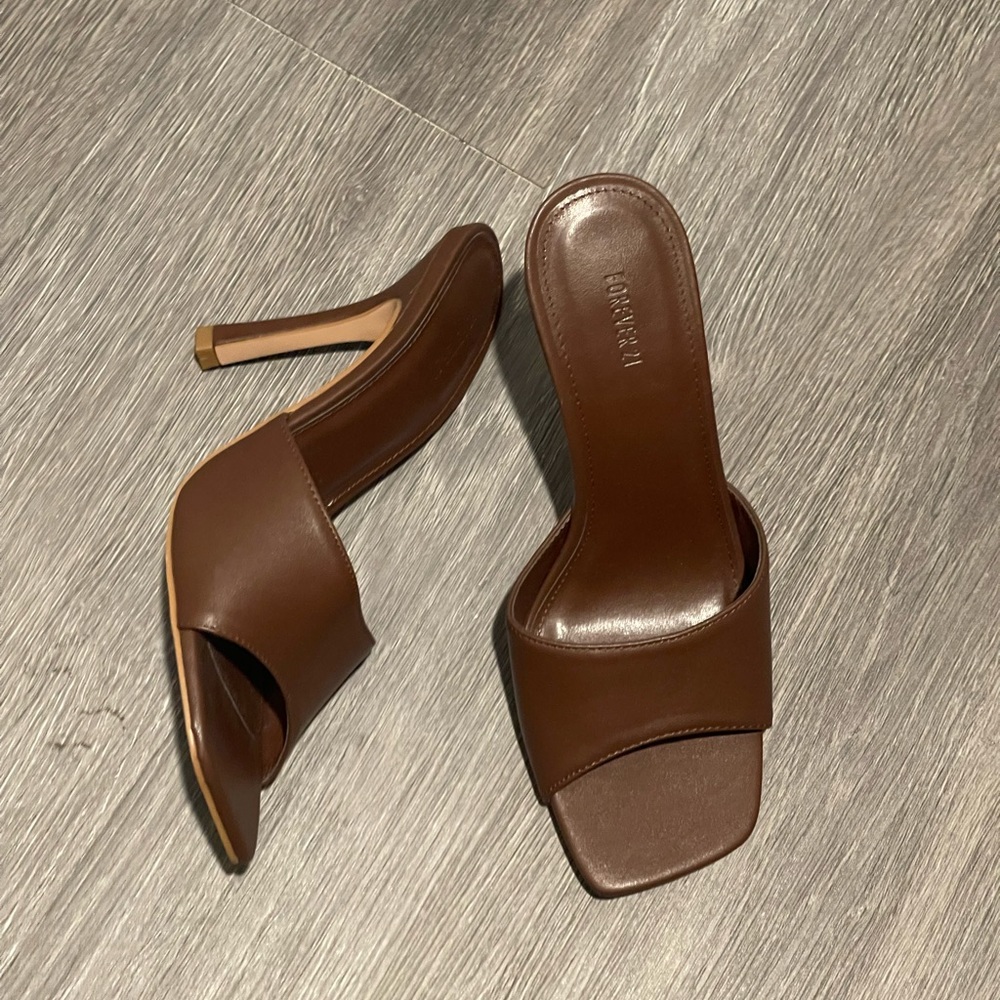 Dark brown Heels